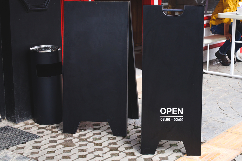 Como estruturar um display de chão para suportar peso e aumentar vendas